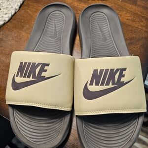 Nike Beige and Gray Slide Sandals